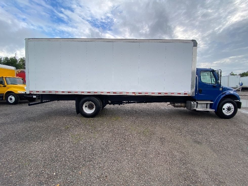 Medium Duty Box Truck-Light and Medium Duty Trucks-Freightliner-2021-M2-Ocala-FL-186,335\n\t\tmiles-$ 52,250 - Image 15