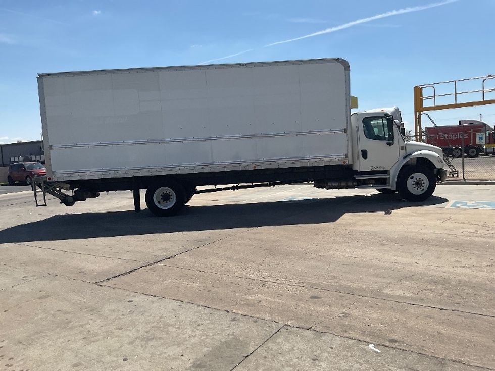 2021 Freightliner M2 106 Medium Duty photo 10