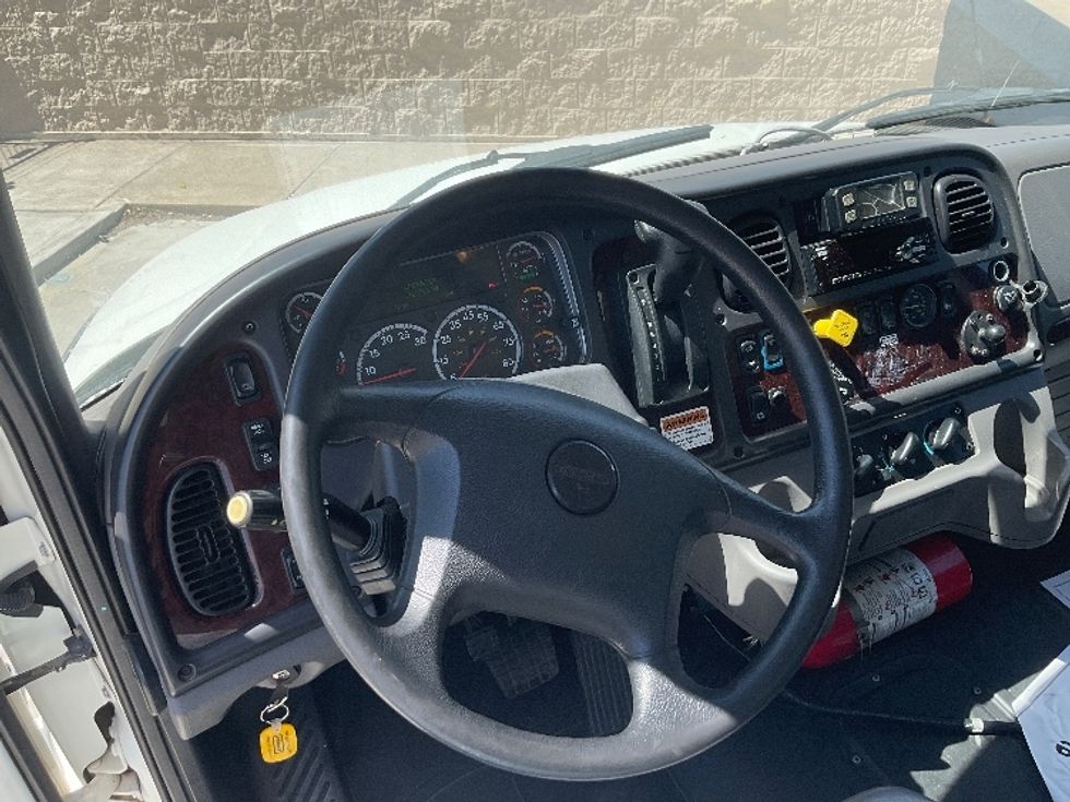 2021 Freightliner M2 106 Medium Duty photo 13