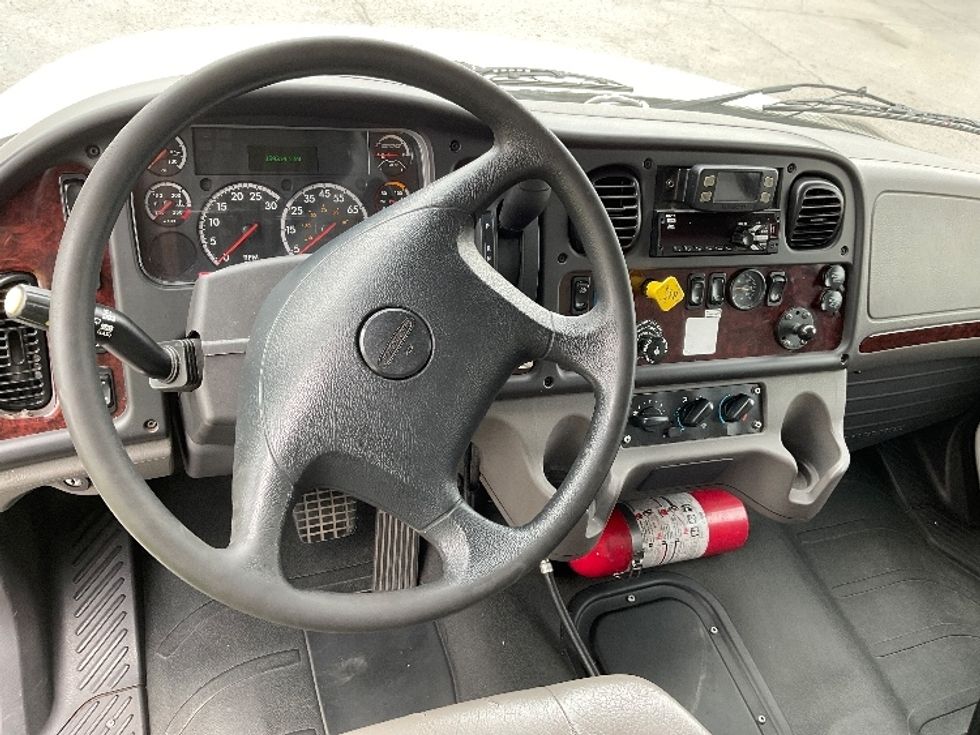 Medium Duty Box Truck-Light and Medium Duty Trucks-Freightliner-2021-M2-Oklahoma City-OK-199,794\n\t\tmiles-$ 57,750 - Image 17