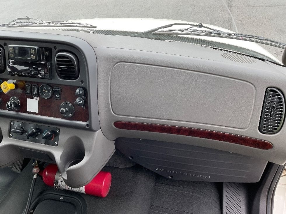 Medium Duty Box Truck-Light and Medium Duty Trucks-Freightliner-2021-M2-Oklahoma City-OK-199,794\n\t\tmiles-$ 57,750 - Image 21