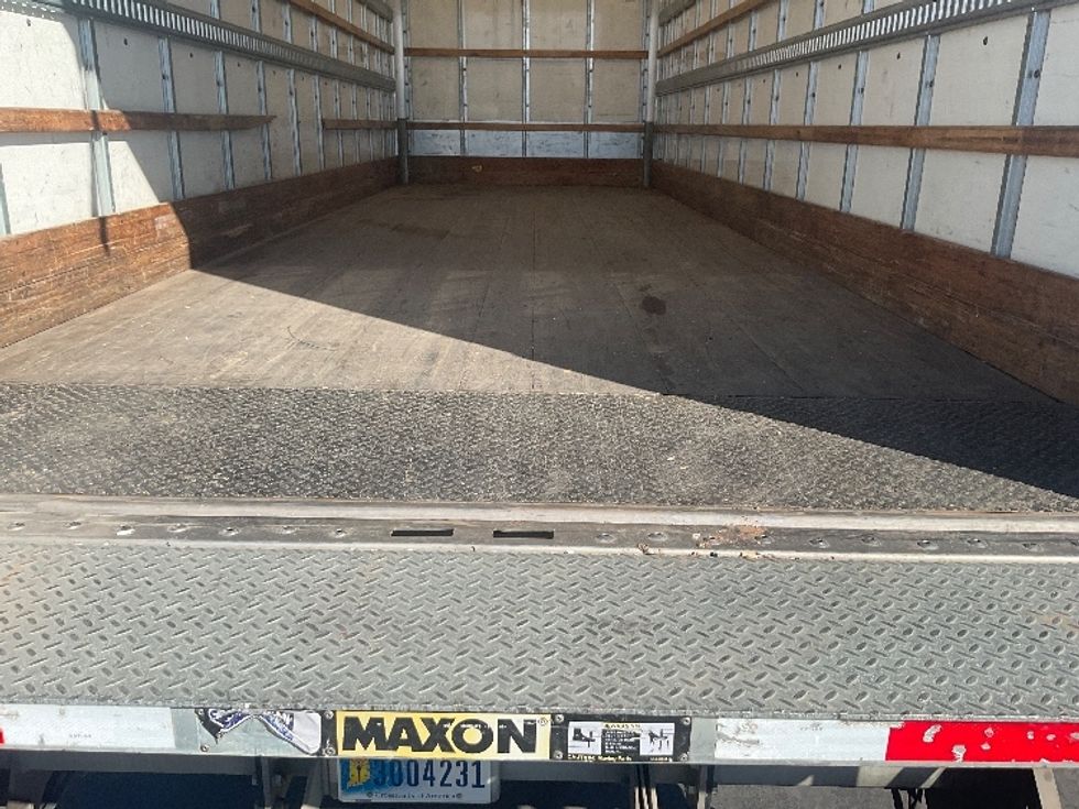 Medium Duty Box Truck-Light and Medium Duty Trucks-Freightliner-2021-M2-Oklahoma City-OK-210,000\n\t\tmiles-$ 57,250 - Image 10