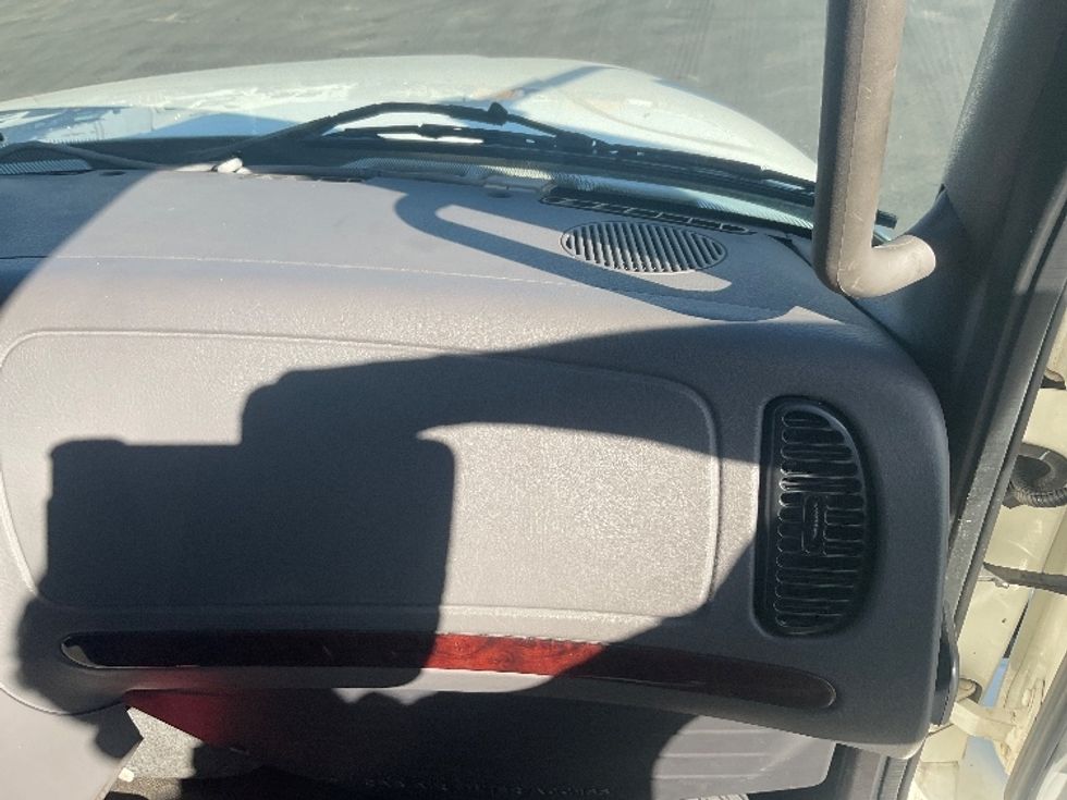 Medium Duty Box Truck-Light and Medium Duty Trucks-Freightliner-2021-M2-Oklahoma City-OK-210,000\n\t\tmiles-$ 57,250 - Image 21