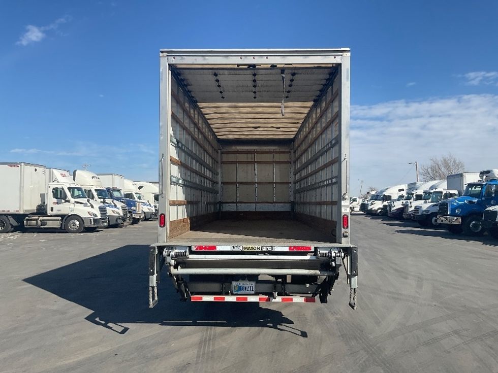 Medium Duty Box Truck-Light and Medium Duty Trucks-Freightliner-2021-M2-Oklahoma City-OK-210,000\n\t\tmiles-$ 57,250 - Image 8