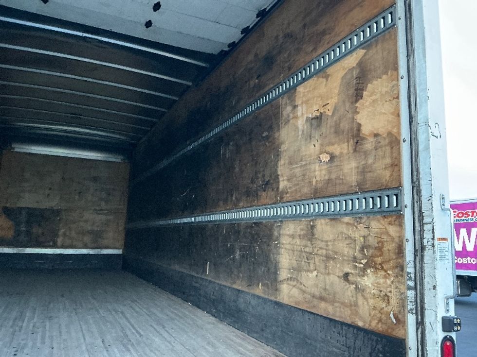 Medium Duty Box Truck-Light and Medium Duty Trucks-Freightliner-2021-M2-Ontario-CA-99,495\n\t\tmiles-$ 73,500 - Image 12