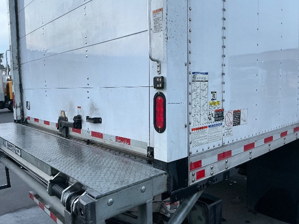 Medium Duty Box Truck-Light and Medium Duty Trucks-Freightliner-2021-M2-Ontario-CA-99,495\n\t\tmiles-$ 73,500 - Image 26