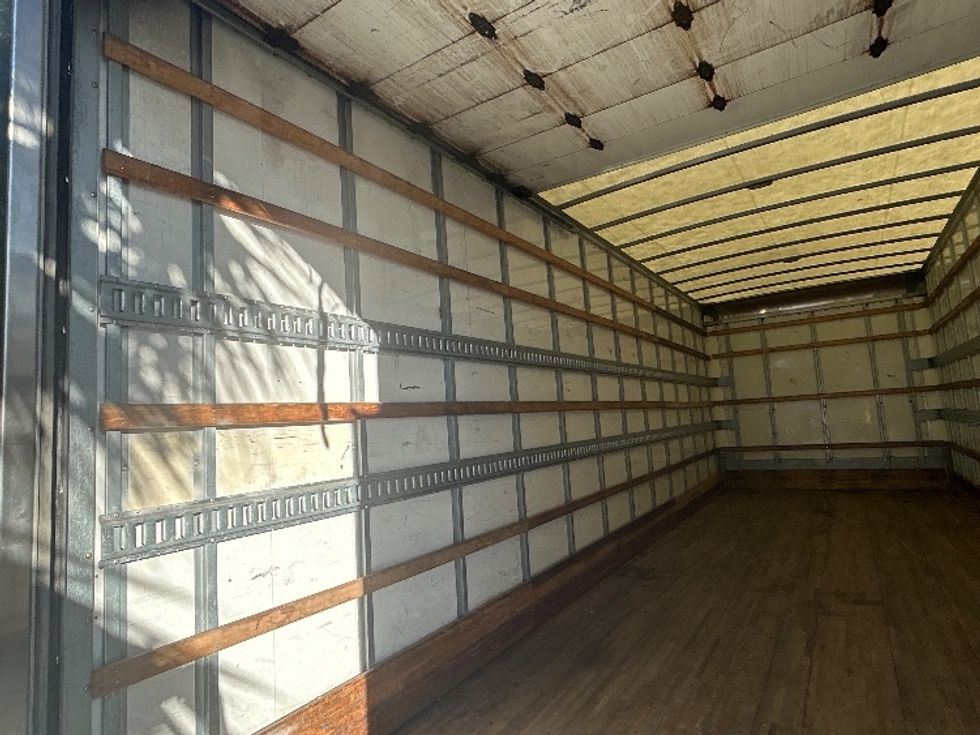 Medium Duty Box Truck-Light and Medium Duty Trucks-Freightliner-2021-M2-Orlando-FL-212,785\n\t\tmiles-$ 52,500 - Image 11