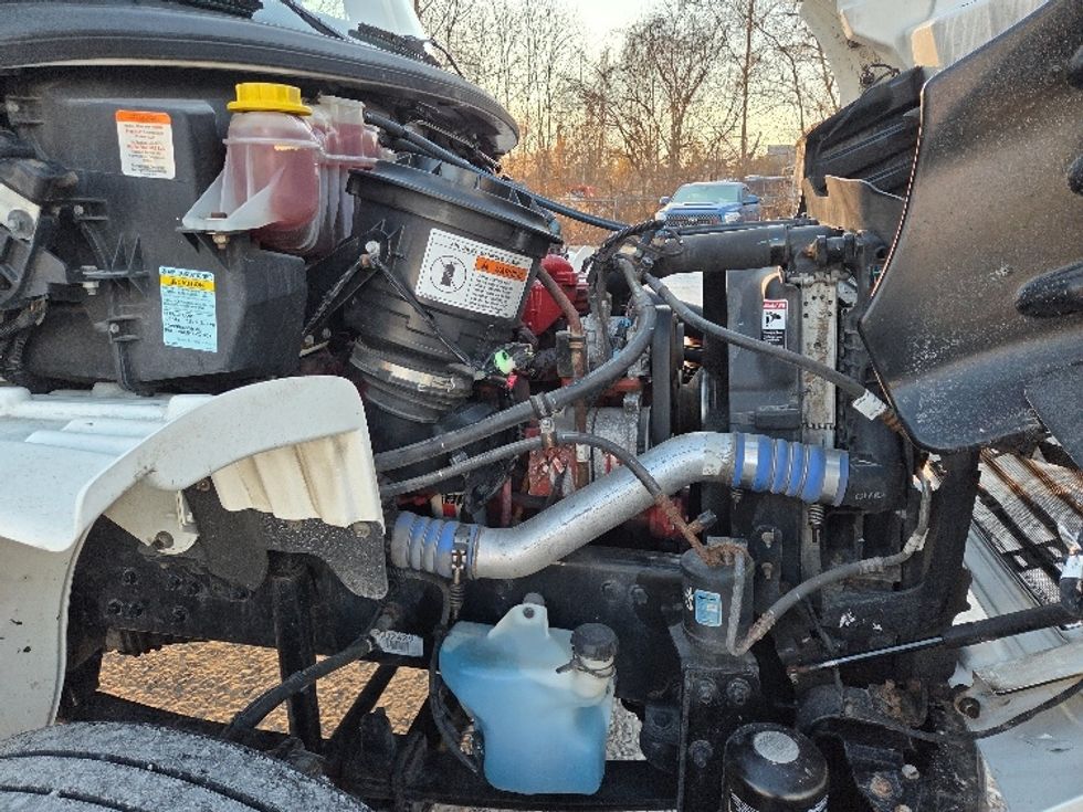 Medium Duty Box Truck-Light and Medium Duty Trucks-Freightliner-2021-M2-Parkersburg-WV-320,340\n\t\tmiles-$ 30,000 - Image 23