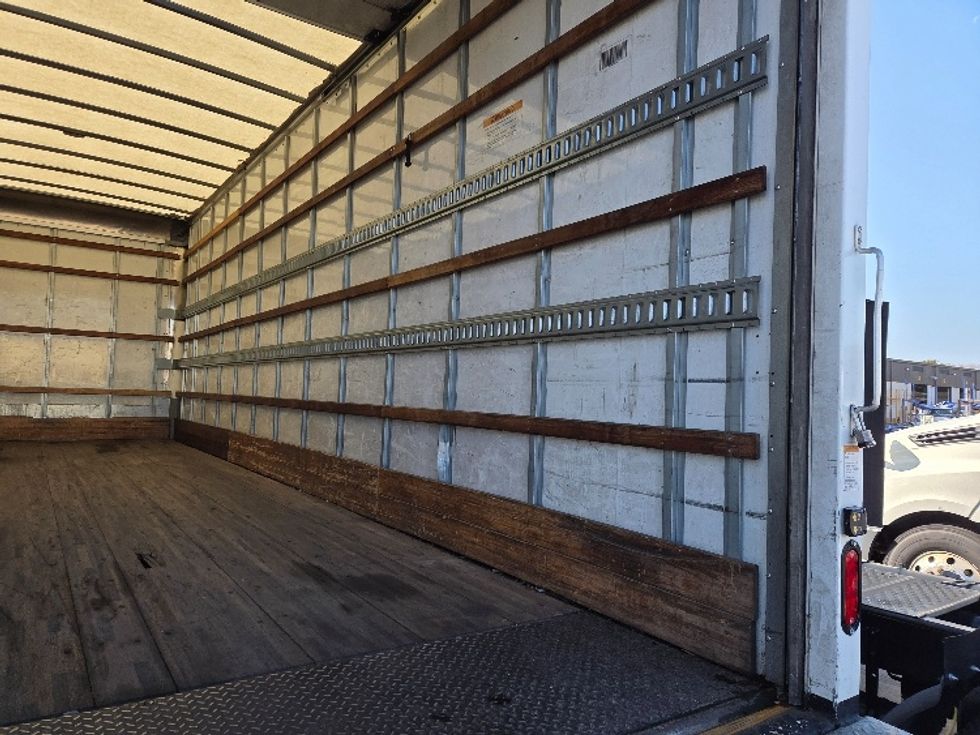 Medium Duty Box Truck-Light and Medium Duty Trucks-Freightliner-2021-M2-Pensacola-FL-244,213\n\t\tmiles-$ 47,000 - Image 12