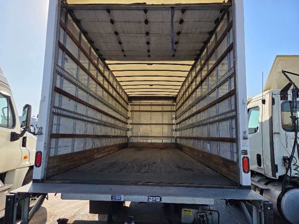 Medium Duty Box Truck-Light and Medium Duty Trucks-Freightliner-2021-M2-Pensacola-FL-244,213\n\t\tmiles-$ 47,000 - Image 8