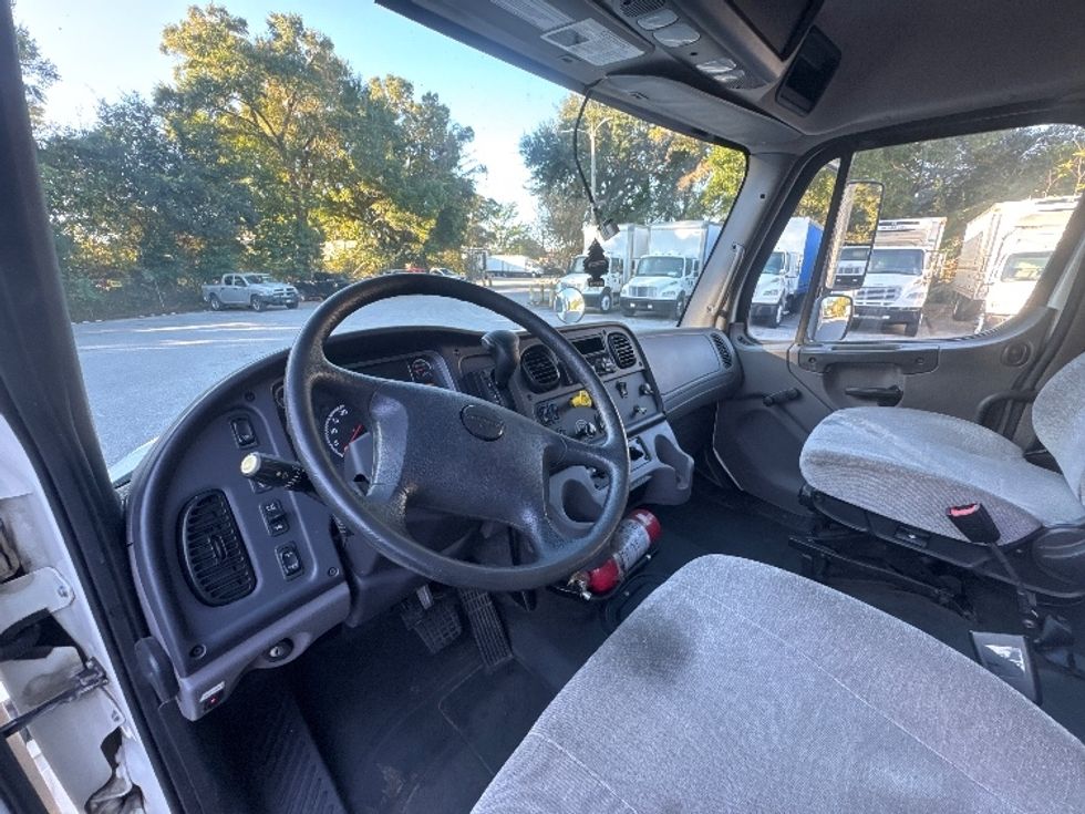 Medium Duty Box Truck-Light and Medium Duty Trucks-Freightliner-2021-M2-Pensacola-FL-71,317\n\t\tmiles-$ 82,500 - Image 17