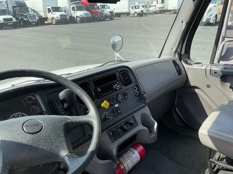 Medium Duty Box Truck-Light and Medium Duty Trucks-Freightliner-2021-M2-Philadelphia-PA-230,926\n\t\tmiles-$ 30,000 - Image 18