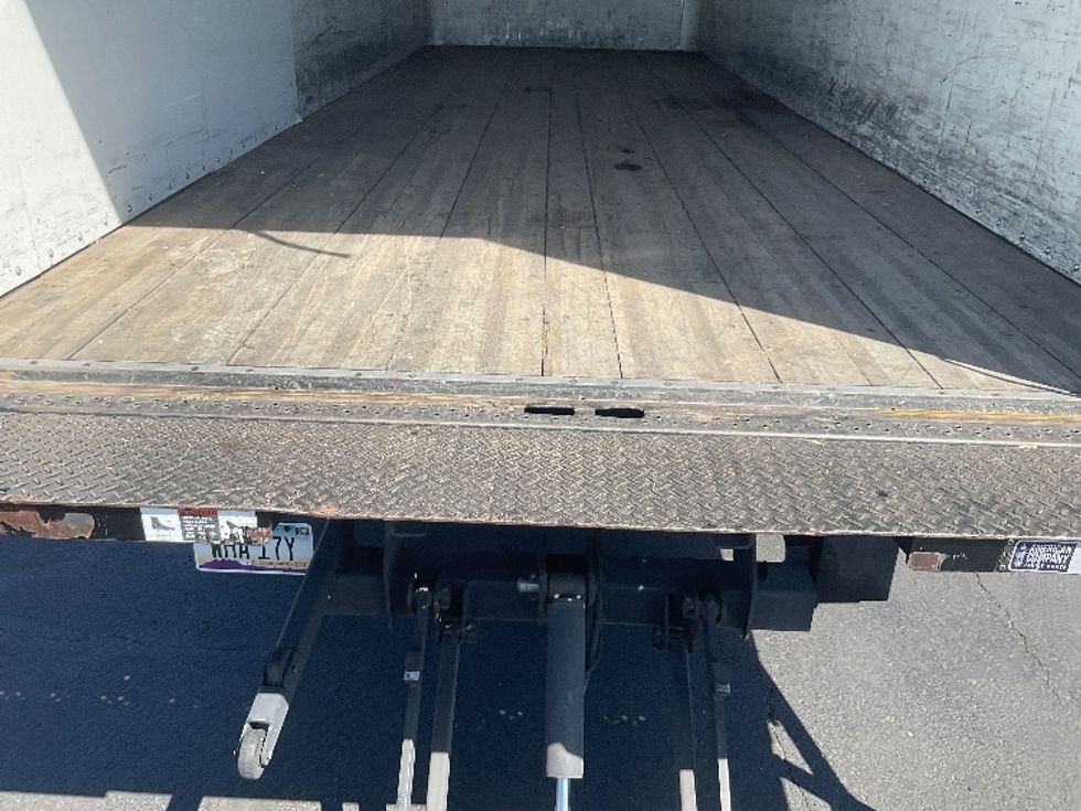 Medium Duty Box Truck-Light and Medium Duty Trucks-Freightliner-2021-M2-Phoenix-AZ-123,434\n\t\tmiles-$ 70,250 - Image 10
