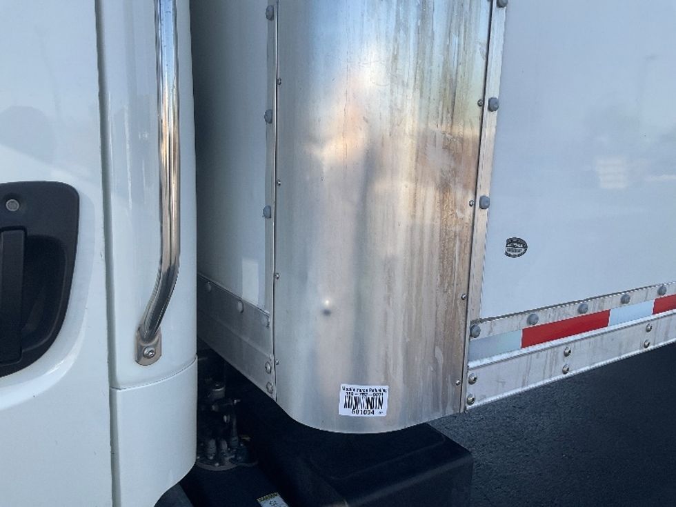 Medium Duty Box Truck-Light and Medium Duty Trucks-Freightliner-2021-M2-Phoenix-AZ-123,434\n\t\tmiles-$ 70,250 - Image 25