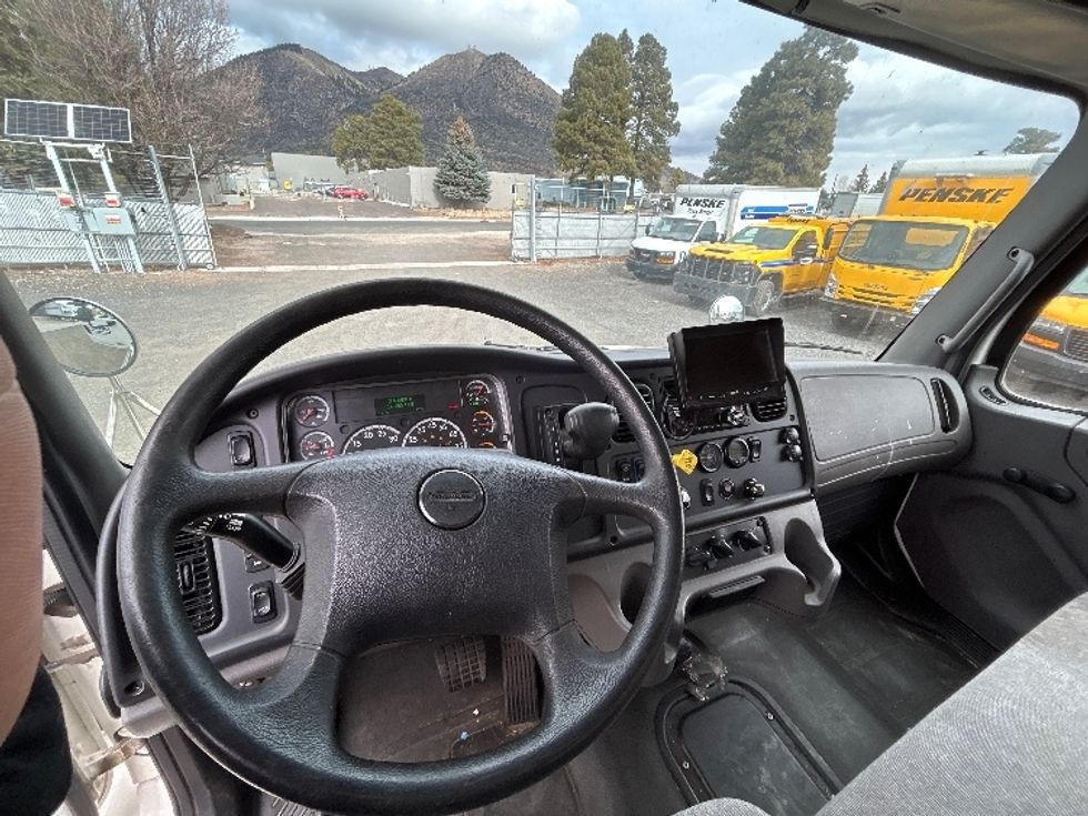 Medium Duty Box Truck-Light and Medium Duty Trucks-Freightliner-2021-M2-Phoenix-AZ-140,265\n\t\tmiles-$ 65,000 - Image 16