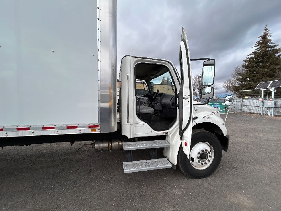 Medium Duty Box Truck-Light and Medium Duty Trucks-Freightliner-2021-M2-Phoenix-AZ-140,265\n\t\tmiles-$ 65,000 - Image 18
