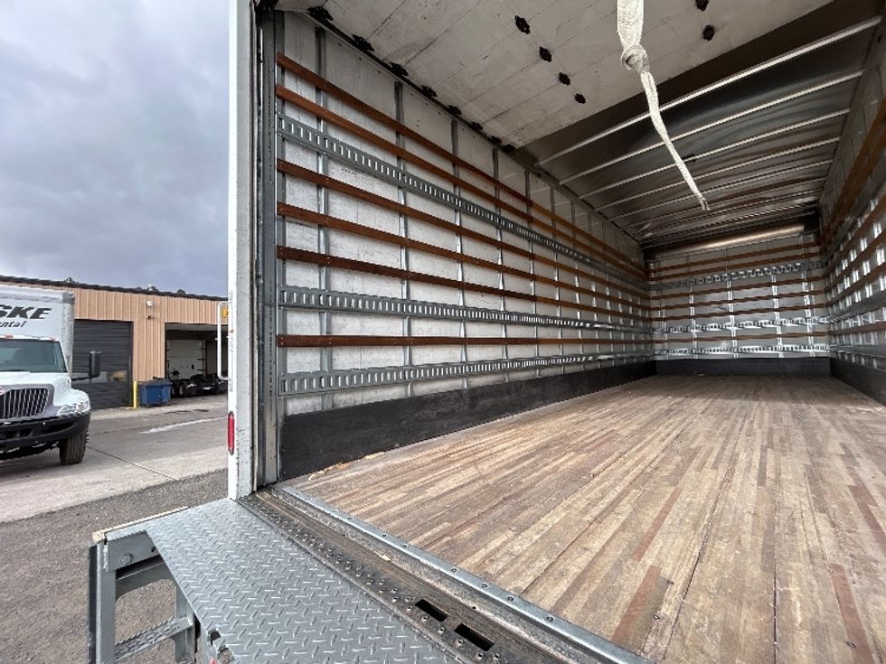 Medium Duty Box Truck-Light and Medium Duty Trucks-Freightliner-2021-M2-Phoenix-AZ-140,265\n\t\tmiles-$ 65,000 - Image 9