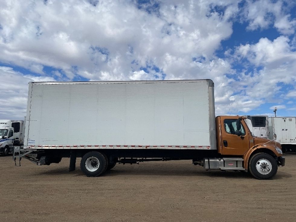 Medium Duty Box Truck-Light and Medium Duty Trucks-Freightliner-2021-M2-Phoenix-AZ-185,395\n\t\tmiles-$ 63,000 - Image 15