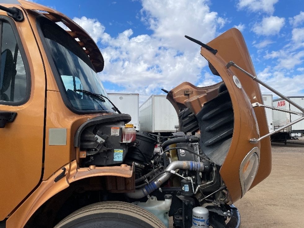 Medium Duty Box Truck-Light and Medium Duty Trucks-Freightliner-2021-M2-Phoenix-AZ-185,395\n\t\tmiles-$ 63,000 - Image 23