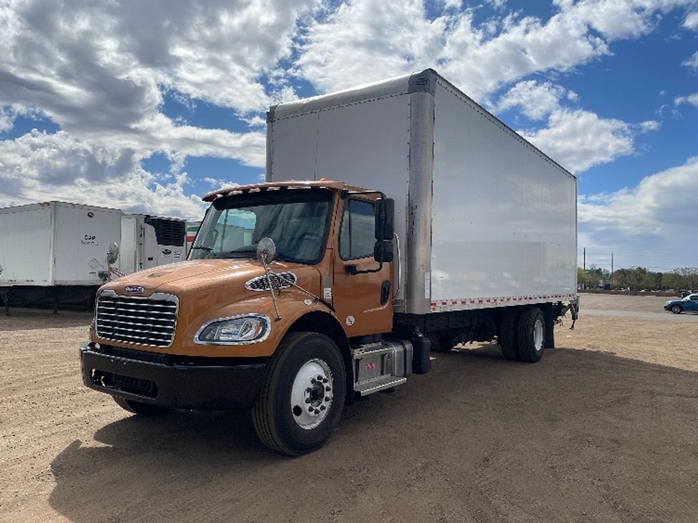 Medium Duty Box Truck-Light and Medium Duty Trucks-Freightliner-2021-M2-Phoenix-AZ-185,395\n\t\tmiles-$ 63,000 - Image 3