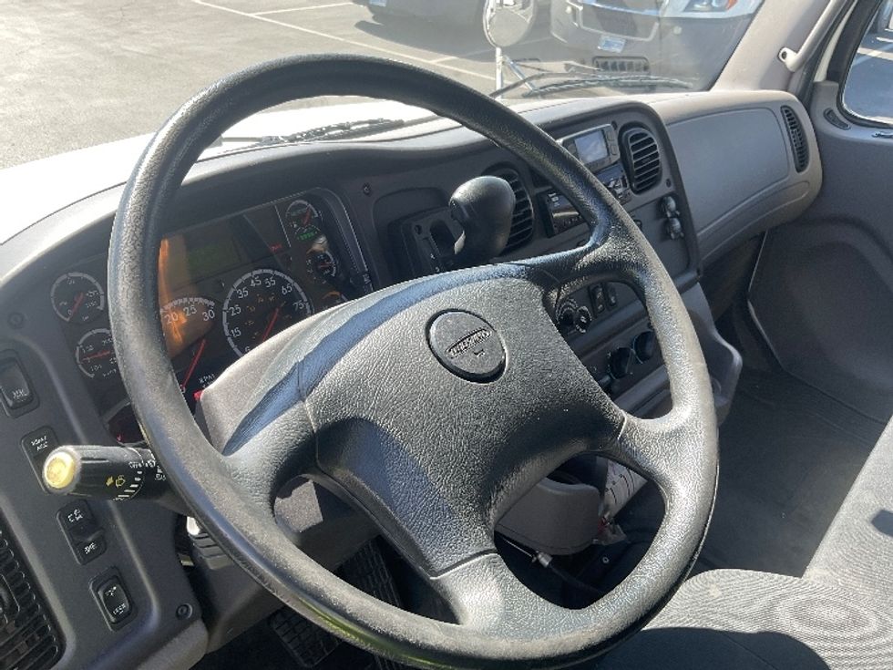 Medium Duty Box Truck-Light and Medium Duty Trucks-Freightliner-2021-M2-Phoenix-AZ-186,352\n\t\tmiles-$ 48,000 - Image 16