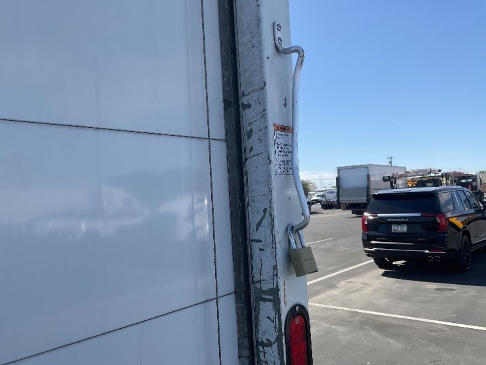 Medium Duty Box Truck-Light and Medium Duty Trucks-Freightliner-2021-M2-Phoenix-AZ-186,352\n\t\tmiles-$ 48,000 - Image 27