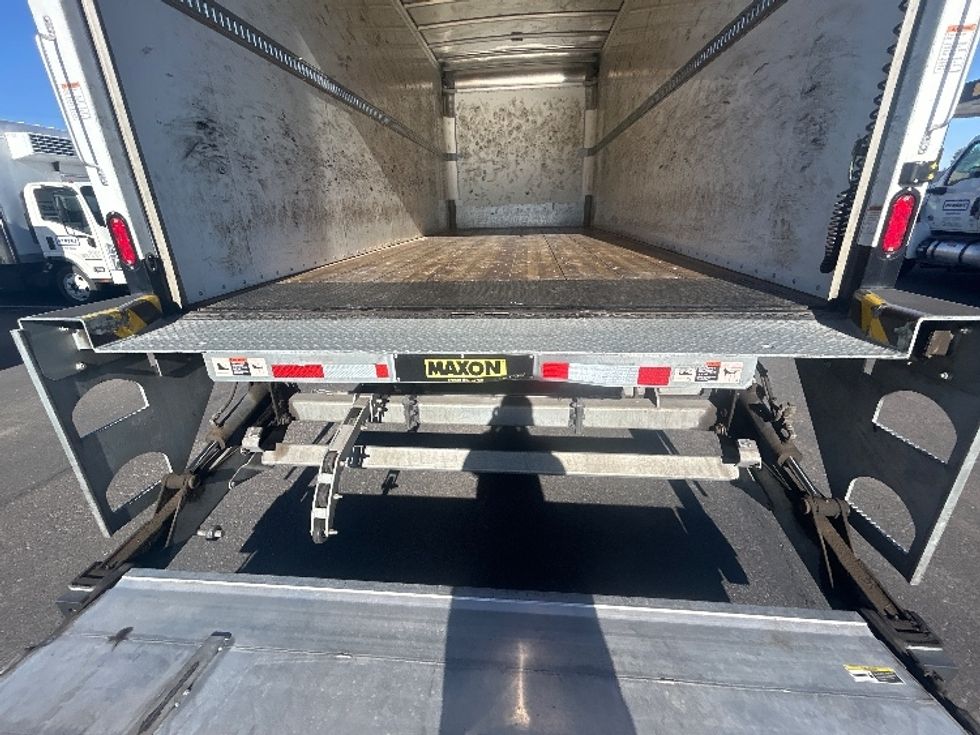 Medium Duty Box Truck-Light and Medium Duty Trucks-Freightliner-2021-M2-Phoenix-AZ-82,194\n\t\tmiles-$ 59,250 - Image 10