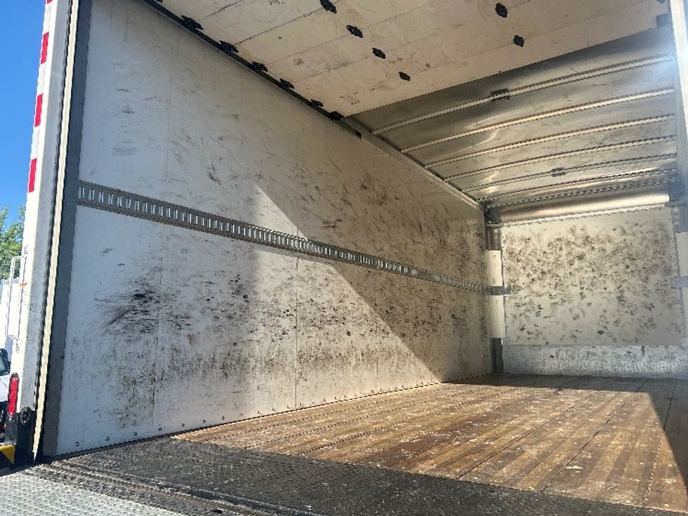Medium Duty Box Truck-Light and Medium Duty Trucks-Freightliner-2021-M2-Phoenix-AZ-82,194\n\t\tmiles-$ 59,250 - Image 11