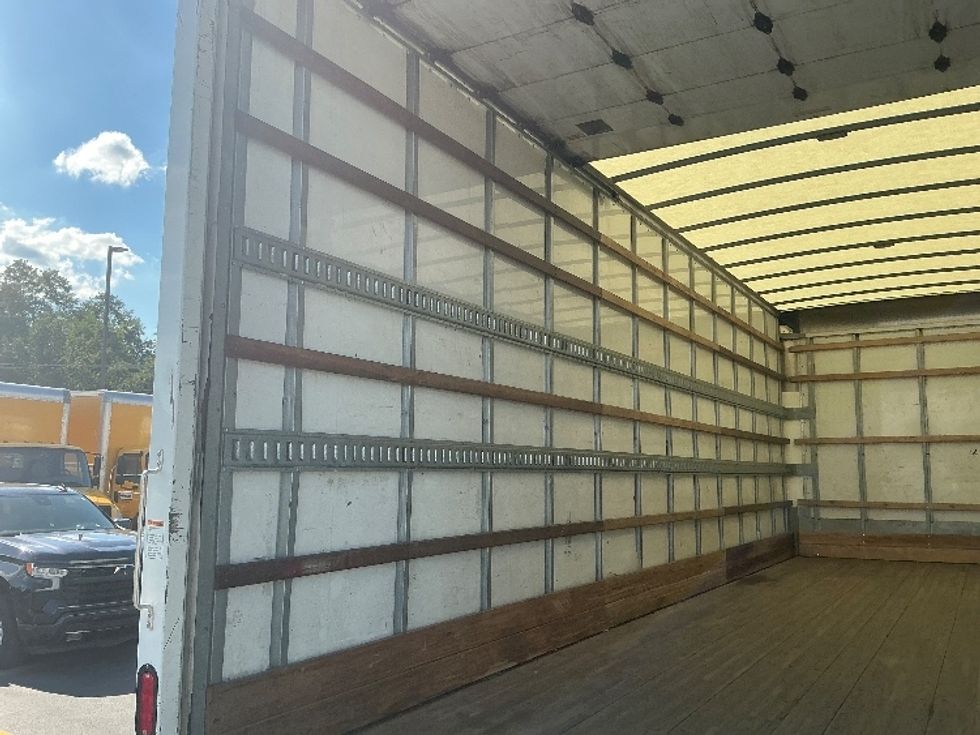 Medium Duty Box Truck-Light and Medium Duty Trucks-Freightliner-2021-M2-Piqua-OH-213,159\n\t\tmiles-$ 52,250 - Image 11
