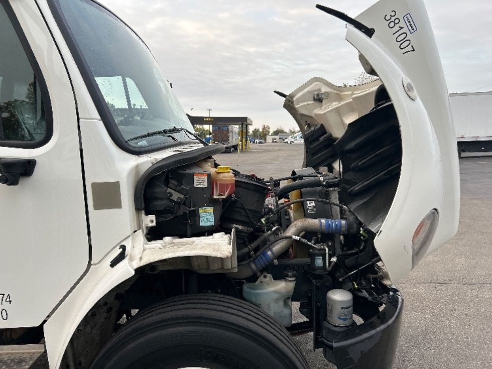 Medium Duty Box Truck-Light and Medium Duty Trucks-Freightliner-2021-M2-Piqua-OH-234,734\n\t\tmiles-$ 48,500 - Image 23