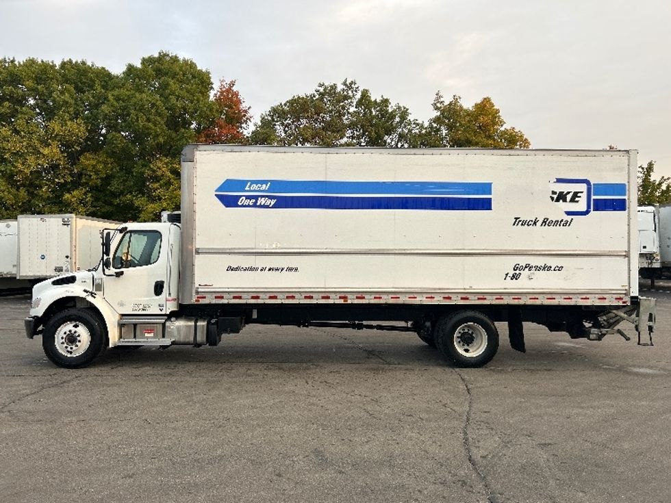 Medium Duty Box Truck-Light and Medium Duty Trucks-Freightliner-2021-M2-Piqua-OH-234,734\n\t\tmiles-$ 48,500 - Image 4