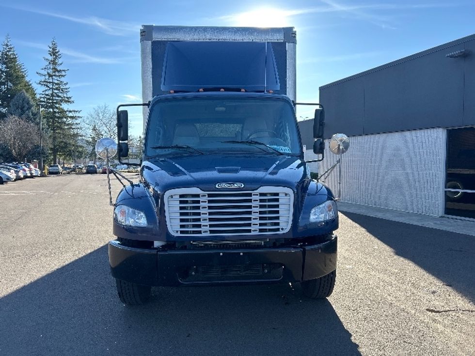 Medium Duty Box Truck-Light and Medium Duty Trucks-Freightliner-2021-M2-Portland-OR-109,194\n\t\tmiles-$ 69,750 - Image 2