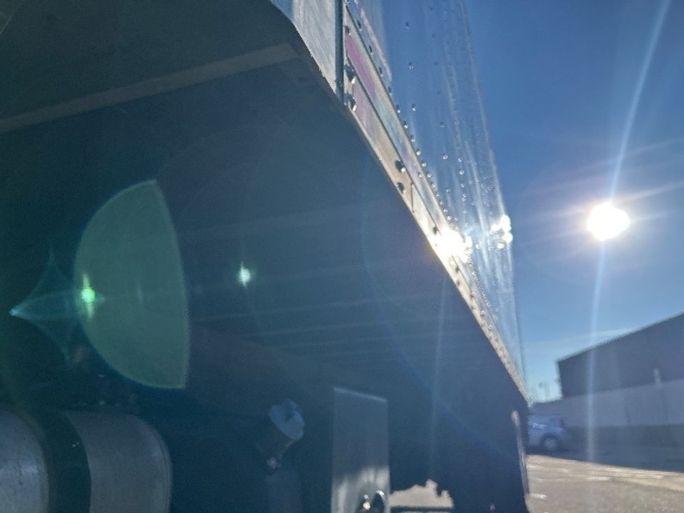 Medium Duty Box Truck-Light and Medium Duty Trucks-Freightliner-2021-M2-Portland-OR-109,194\n\t\tmiles-$ 69,750 - Image 5