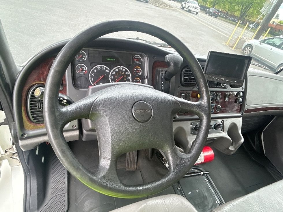Medium Duty Box Truck-Light and Medium Duty Trucks-Freightliner-2021-M2-Portland-OR-115,770\n\t\tmiles-$ 69,750 - Image 18