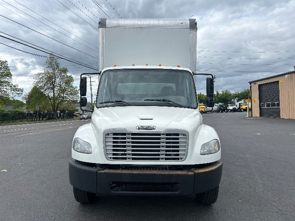 Medium Duty Box Truck-Light and Medium Duty Trucks-Freightliner-2021-M2-Portland-OR-115,770\n\t\tmiles-$ 69,750 - Image 2