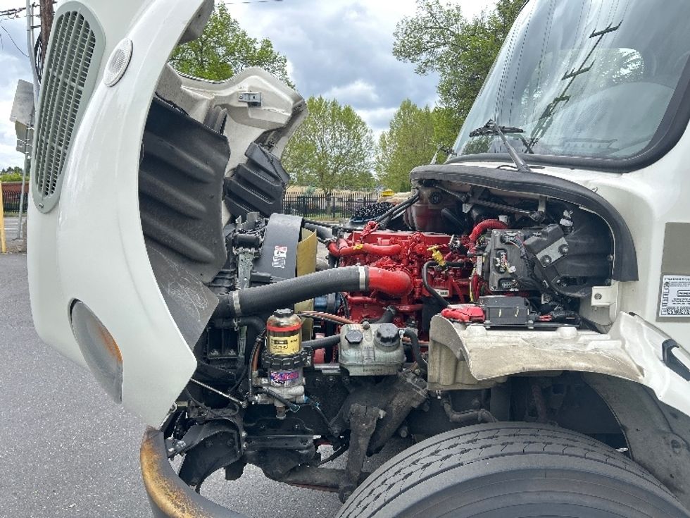 Medium Duty Box Truck-Light and Medium Duty Trucks-Freightliner-2021-M2-Portland-OR-115,770\n\t\tmiles-$ 69,750 - Image 24
