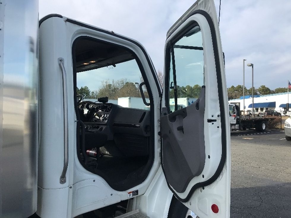 Medium Duty Box Truck-Light and Medium Duty Trucks-Freightliner-2021-M2-Prince George-VA-158,421\n\t\tmiles-$ 62,500 - Image 20