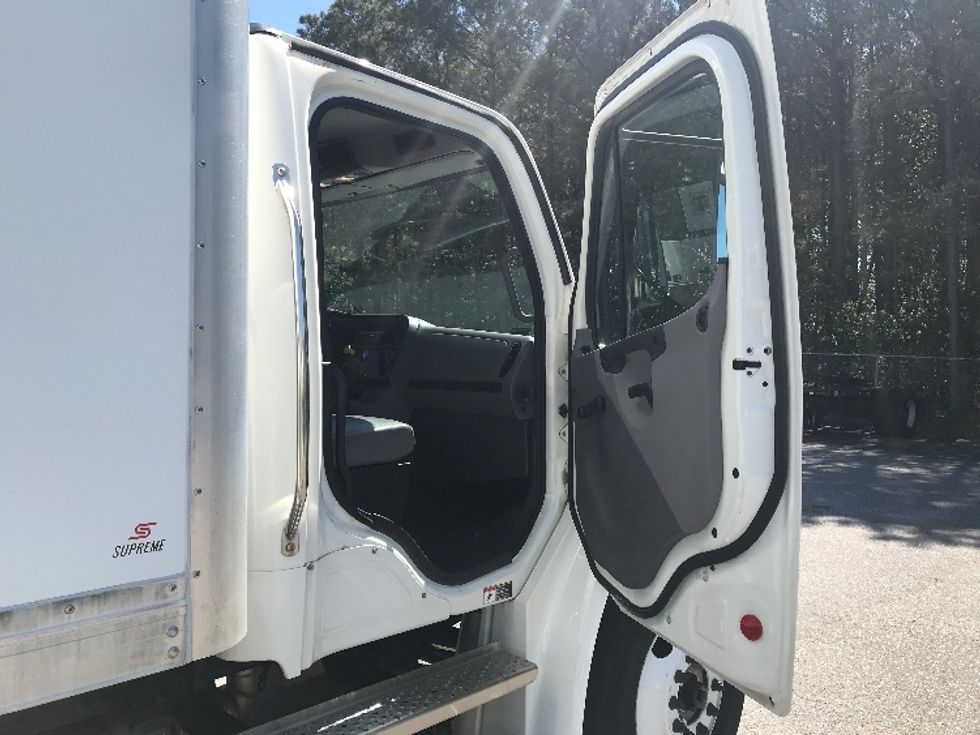 Medium Duty Box Truck-Light and Medium Duty Trucks-Freightliner-2021-M2-Prince George-VA-159,010\n\t\tmiles-$ 68,750 - Image 20