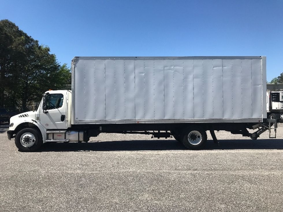 Medium Duty Box Truck-Light and Medium Duty Trucks-Freightliner-2021-M2-Prince George-VA-159,010\n\t\tmiles-$ 68,750 - Image 4