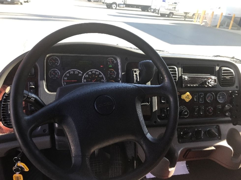 Medium Duty Box Truck-Light and Medium Duty Trucks-Freightliner-2021-M2-Prince George-VA-239,074\n\t\tmiles-$ 31,000 - Image 18