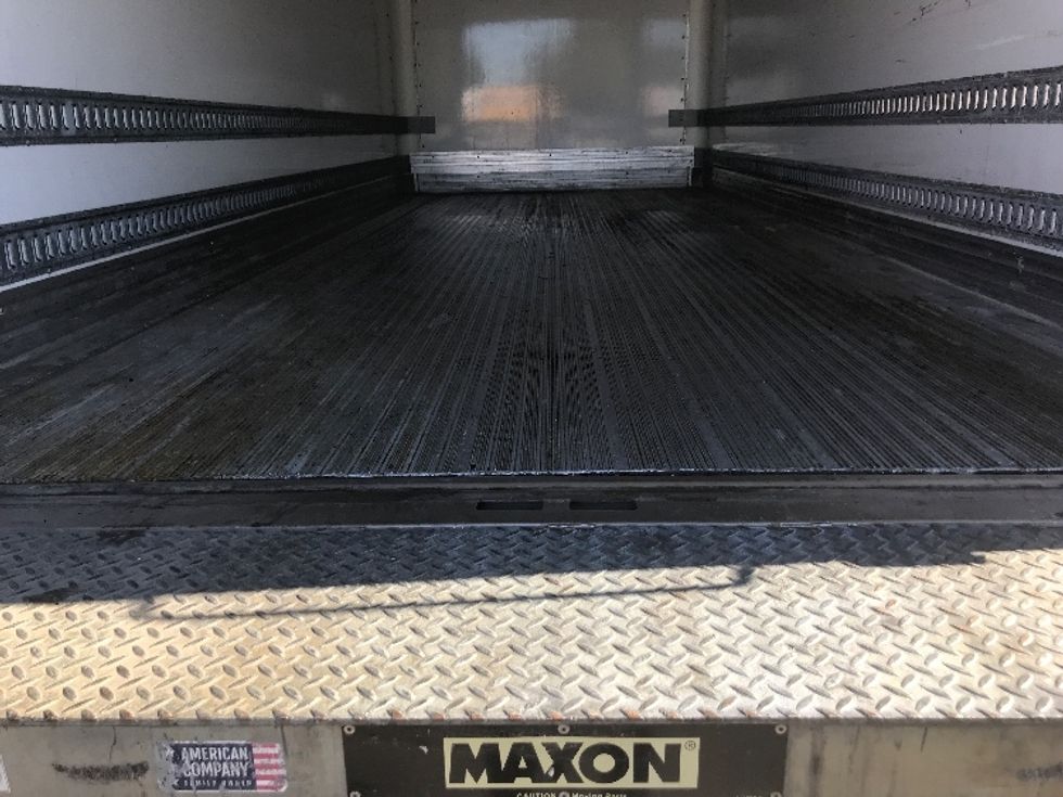 Medium Duty Box Truck-Light and Medium Duty Trucks-Freightliner-2021-M2-Prince George-VA-239,074\n\t\tmiles-$ 31,000 - Image 7