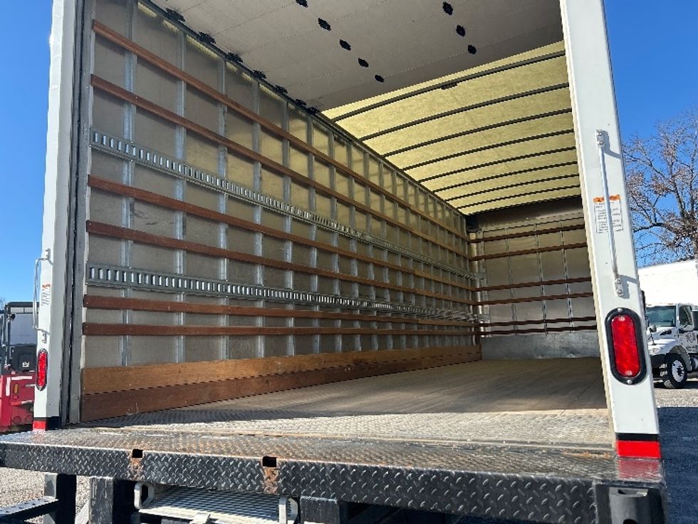 Medium Duty Box Truck-Light and Medium Duty Trucks-Freightliner-2021-M2-Prince George-VA-50,472\n\t\tmiles-$ 71,250 - Image 11