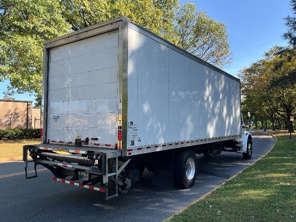 Medium Duty Box Truck-Light and Medium Duty Trucks-Freightliner-2021-M2-Reading-PA-218,530\n\t\tmiles-$ 49,750 - Image 13