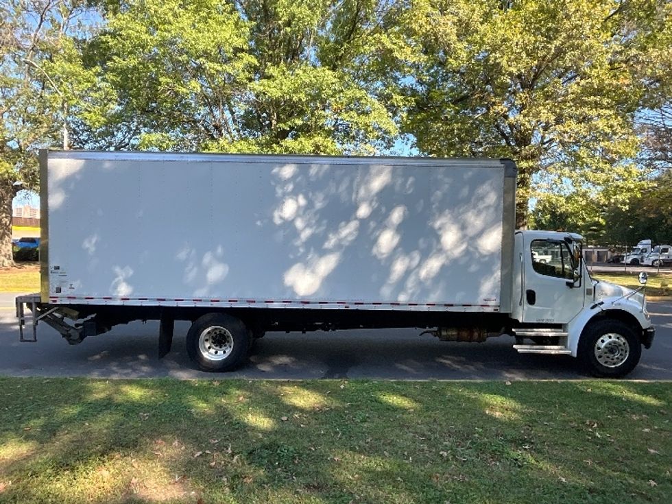 Medium Duty Box Truck-Light and Medium Duty Trucks-Freightliner-2021-M2-Reading-PA-218,530\n\t\tmiles-$ 49,750 - Image 15