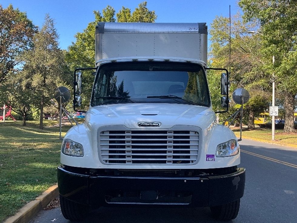 Medium Duty Box Truck-Light and Medium Duty Trucks-Freightliner-2021-M2-Reading-PA-218,530\n\t\tmiles-$ 49,750 - Image 2