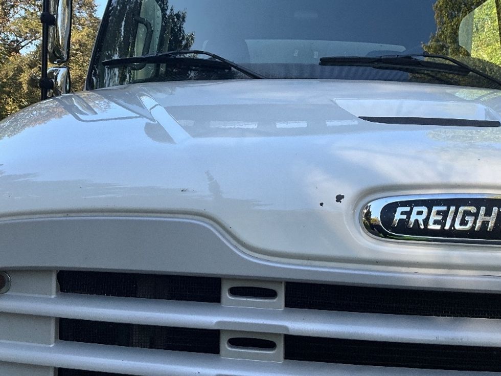 Medium Duty Box Truck-Light and Medium Duty Trucks-Freightliner-2021-M2-Reading-PA-218,530\n\t\tmiles-$ 49,750 - Image 26