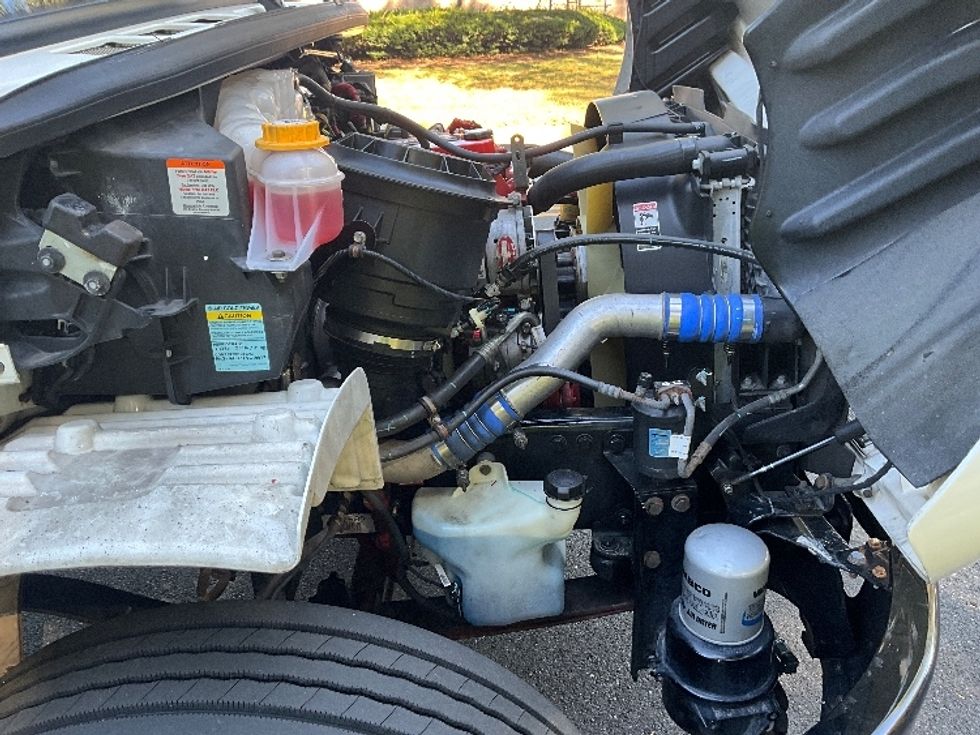 Medium Duty Box Truck-Light and Medium Duty Trucks-Freightliner-2021-M2-Reading-PA-218,530\n\t\tmiles-$ 49,750 - Image 29