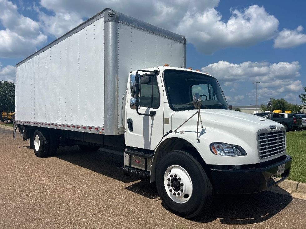 Medium Duty Box Truck-Light and Medium Duty Trucks-Freightliner-2021-M2-Richland-MS-111,879\n\t\tmiles-$ 63,500 - Image 1