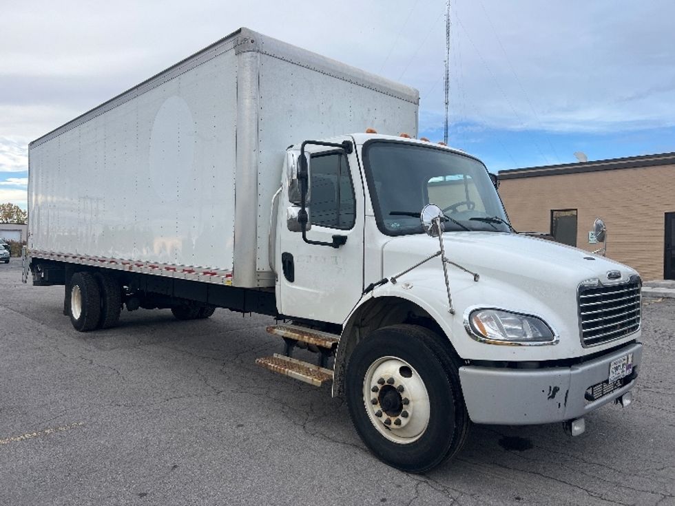 Medium Duty Box Truck-Light and Medium Duty Trucks-Freightliner-2021-M2-Rochester-NY-198,652\n\t\tmiles-$ 46,000 - Image 1