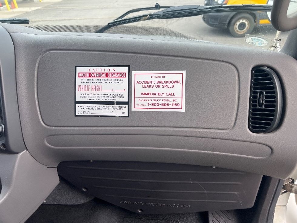 Medium Duty Box Truck-Light and Medium Duty Trucks-Freightliner-2021-M2-Rochester-NY-198,652\n\t\tmiles-$ 46,000 - Image 21